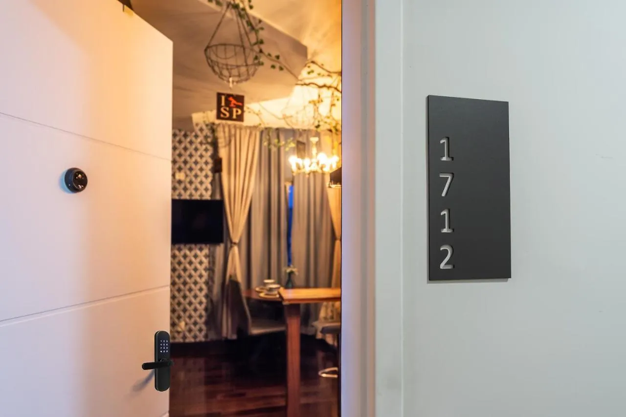 Apto1712 - Apartamento Inteiro, Completo E Confortavel Sao Paulo 0*,  Brazil